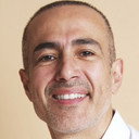 César Caillet als Tomás Vidal