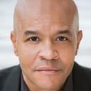 Kevin Jiggetts als Det. Matuku