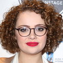 Carrie Hope Fletcher als Fantine