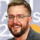 Iain Stirling als Self