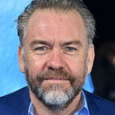 Brendan Cowell als Peter Lum