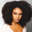 Jessica Thomas als Hannah Bernhardt