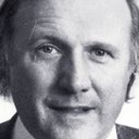 Stuart Hall als Party Guest (uncredited)