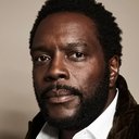 Chad L. Coleman als Coach Harold Sams