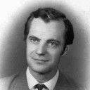 Leopold Matuszczak als Smith (voice) (uncredited)