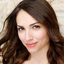 Eden Riegel als Young Miriam (voice)