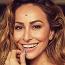 Sabrina Sato als Divina