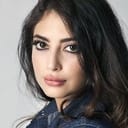 Melike İpek Yalova als Doctor Seher