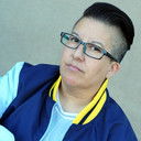 Cindy Marquez als Malibu's Finest Softball Team