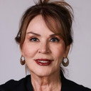 Nurhan Özenen als Dr. Neşe