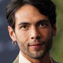 Diego Calva als Miguel
