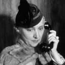 Betty Daussmond als Lady Muriel Lyndstone