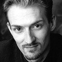 Troy Yorke als Alien #1