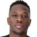 Mara Cissé als Chauffeur voiture