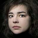 Tereza Marečková als Kuhmist / Violin