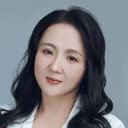 李晴 als Li Xiang Qin [Ye Fei's mother]