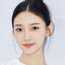 王一林 als Ye Qianqian