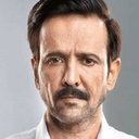 Kay Kay Menon als Dr. Asthana