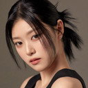 Kim Hyun-jin als self (HyunJin)