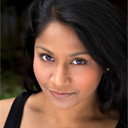 Kalyani Nagarajan als Safia Assadi