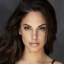 Kylie Shea als The Woman