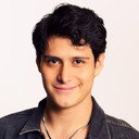 Leonardo Lotina als Self - Contestant