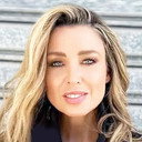 Dannii Minogue als Self