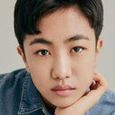 Song Seung-hwan als Yong Pil