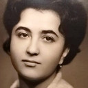 Tamilla Rüstəmova als Maya