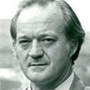 Ian Hogg als Alois Hitler
