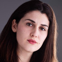 Alex Sarrigeorgiou als Narrator