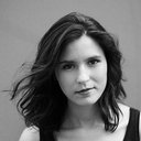 Anne-Sophie Picard als Nurse Paris
