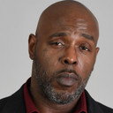 T.L. Flint als Security Guard #1