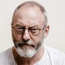 Liam Cunningham als 1st Biker