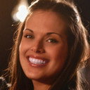Laura Kowalcyk als Laura Reynolds