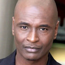 Lawrence B. Adisa als Carl