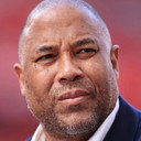 John Barnes als Self