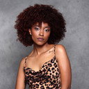 Veronique Jephtas als Debbie-Lee Syster