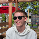 Caleb Klemens als Billy Vail