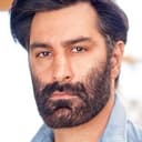 Shawn Sarmeidani als Dostum's Bodyguard