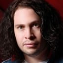 Ray Toro als himself