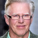 Phil Davis als Alastair Morgan