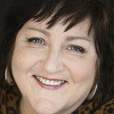 Anne B. Ragde als Herself (voice)