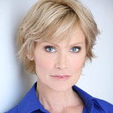 Delane Matthews als Zoe Clark