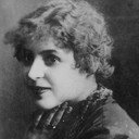 Zoya Barantsevich als The empress