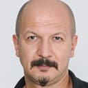 Ufuk Aşar als Baran