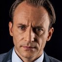 Сергій Фролов als Anton Sergeevich - detskiy vrach