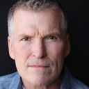 Don Williams als FBI Agent Walker