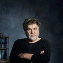 Yannis Kakleas als Captain Parrios