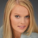 Aprilann als Karen Slatter